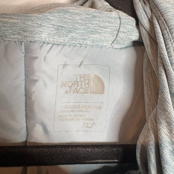 The North Face Pseudio quilted hybrid jacket in light blue - Picture 3 of 5